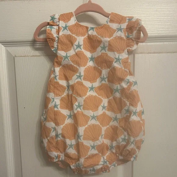 Stitchy fish bubble romper 9m - Picture 2 of 6